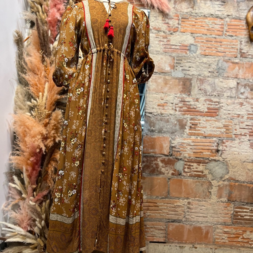 Tulle and Batiste Roseanne Boho Dress Daydreamer
Handmade XS & S Terracotta - Picture 8 of 15